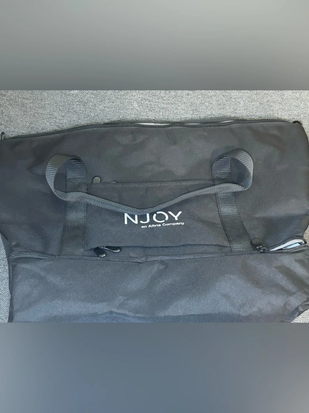 Catalina Deluxe Small Weekender Duffel Bag Black NWT – NJOY Logo
